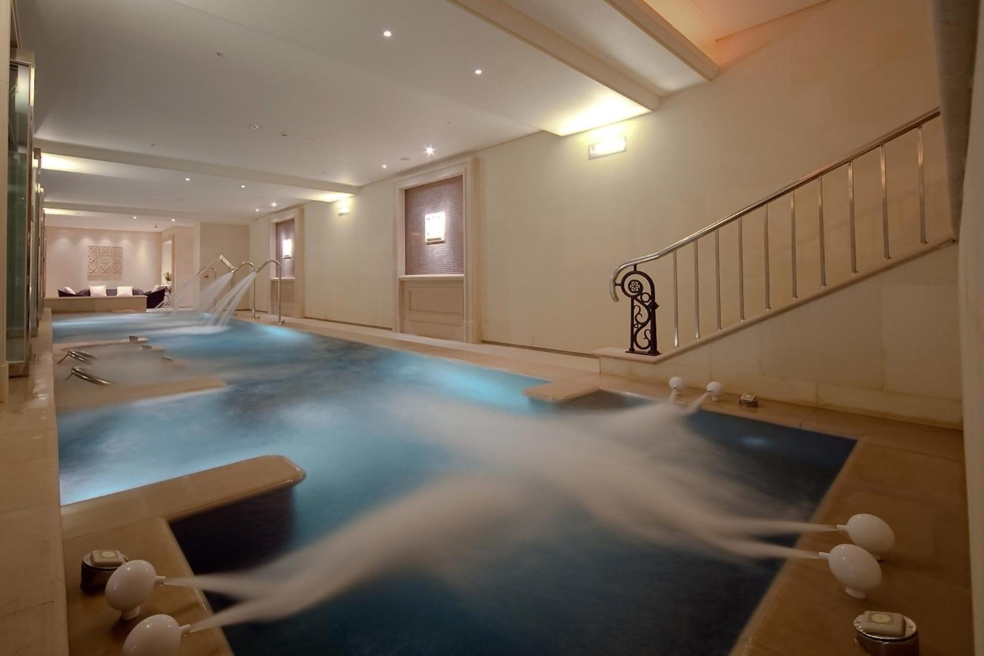 Rsl Cold & Hot Springs Resort Szuao Kültér fotó